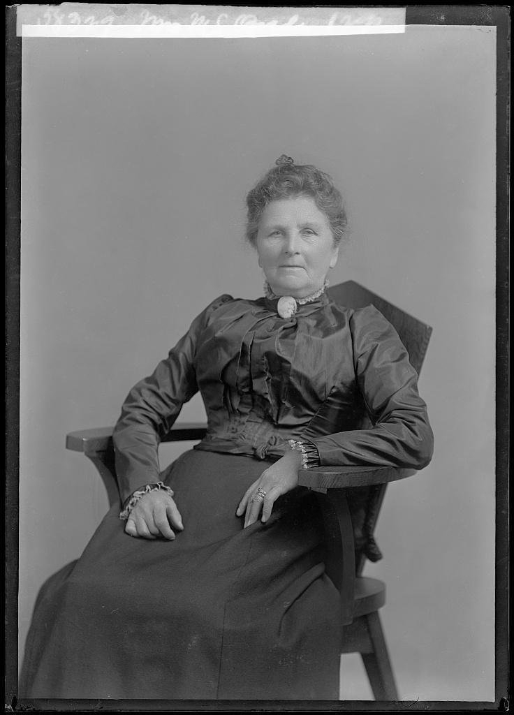 Mrs. McQuade, seated bust portrait, photographed by C. M. Bell between August 1905 and January 1909.