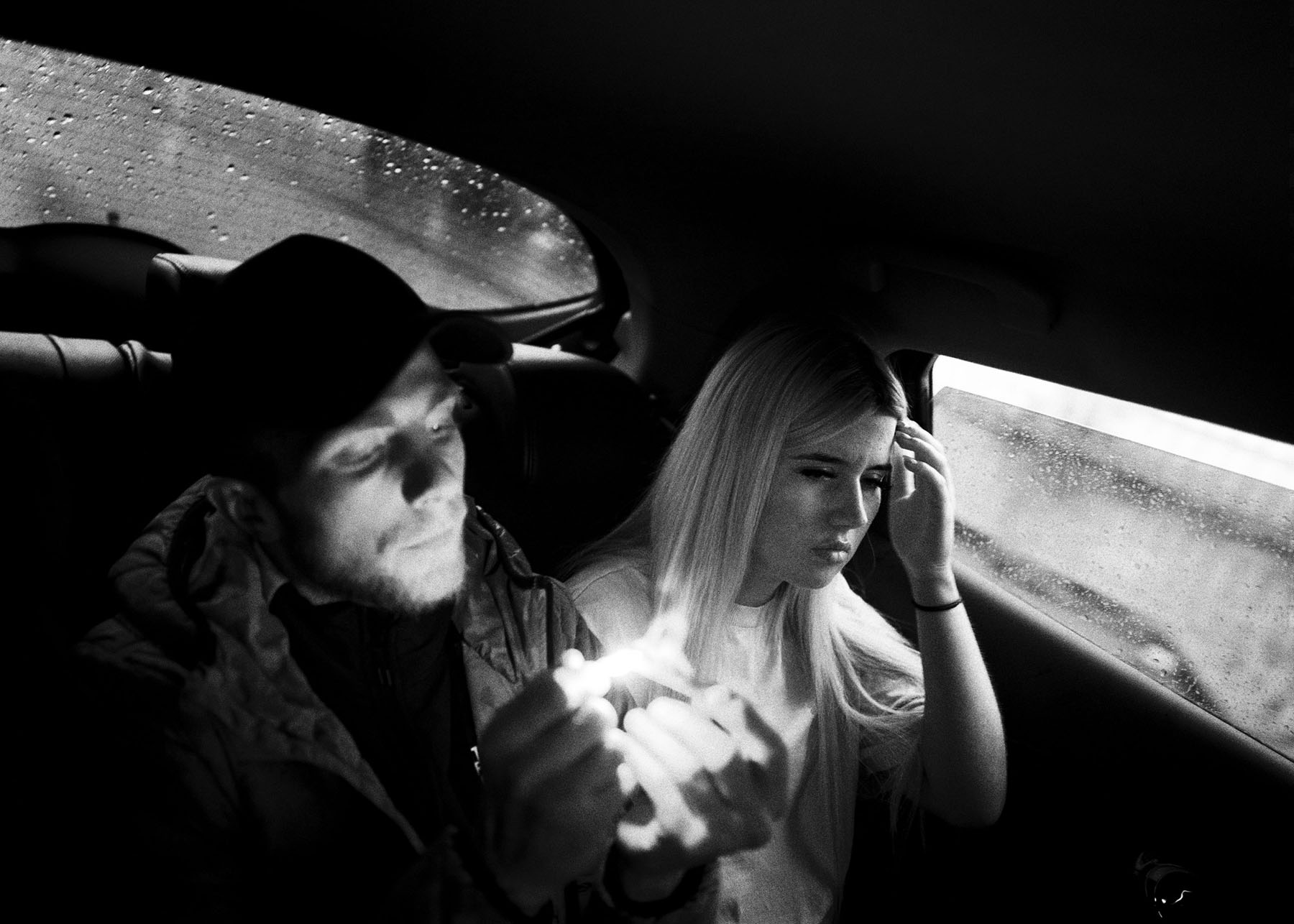 Gearrard and his girl in a car, Belfast, May 2022.