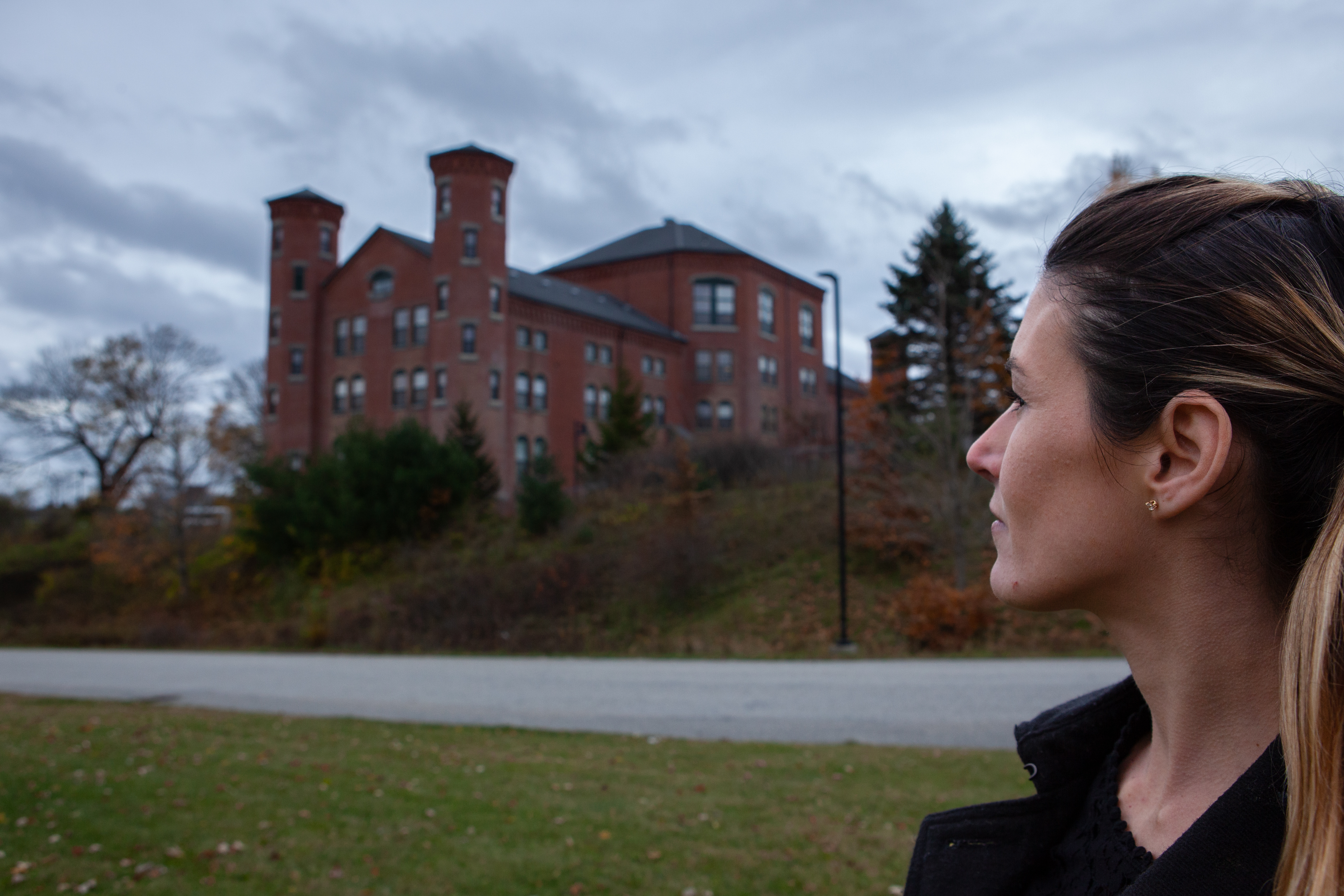 Cary visits the Maine Youth Center